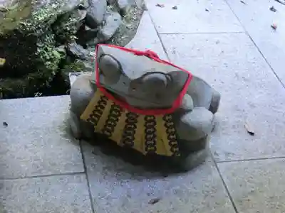 脳天大神龍王院の狛犬