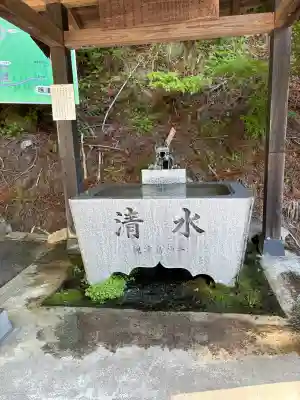 木幡山隠津島神社(二本松市)の{uncategorized: "未分類", other: "その他", undefined: "問題あり", building: "その他建物", grave: "お墓", sacred_gate: "鳥居", guardian: "狛犬", statue: "像", buddha: "仏像", history: "歴史", nature: "自然", garden: "庭園", animal: "動物", pagoda: "塔", temizu: "手水舎", mountain_gate: "山門・神門", sanctuary: "本殿・本堂", subordinate: "末社・摂社", art: "芸術", scenery: "景色", jizo: "地蔵", ema: "絵馬", goshuin: "御朱印", omikuji: "おみくじ", items: "授与品その他", amulet: "お守り", goshuincho: "御朱印帳", eats: "食事", festival: "お祭り", votive_dance: "神楽", shichigosan: "七五三参", wedding: "結婚式", experience: "体験その他", initially: "初詣", around: "周辺", anti_infection: "感染症対策"}