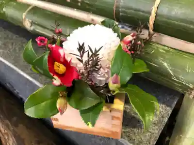 東海市熊野神社の手水舎