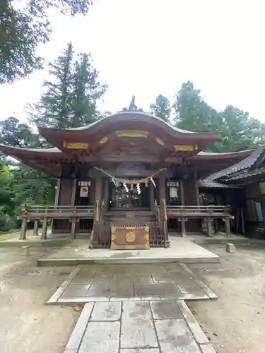 素鵞神社の本殿・本堂