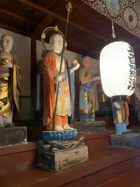 地蔵寺奥の院 五百羅漢堂(徳島県)