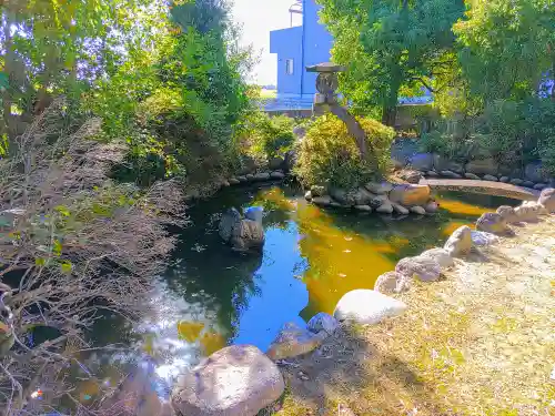 八龍社（稲島）の庭園