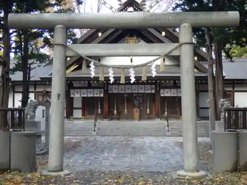 新琴似神社の鳥居