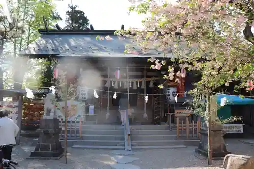 二柱神社の本殿