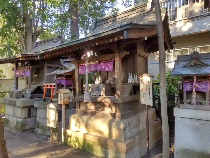 北澤八幡神社の末社・摂社