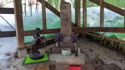 白石神社の仏像