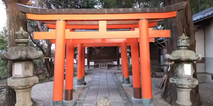孫太郎稲荷神社(薬師寺境内社)(奈良県)