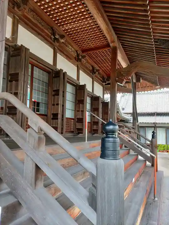 西教寺の本殿・本堂