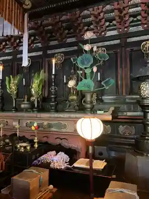 鶴林寺の本殿・本堂