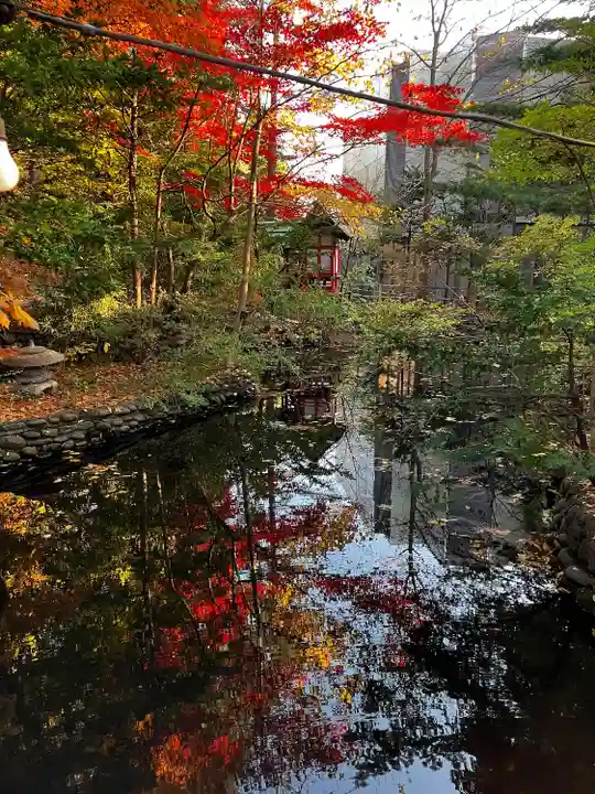 白石神社の庭園