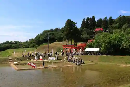 高屋敷稲荷神社の景色