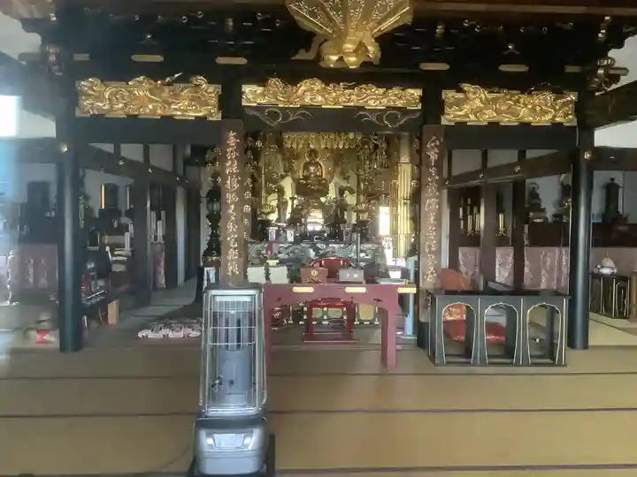 明徳寺の本殿・本堂
