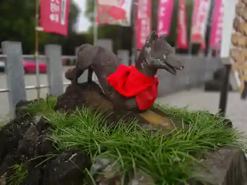 箭弓稲荷神社の{uncategorized: "未分類", other: "その他", undefined: "問題あり", building: "その他建物", grave: "お墓", sacred_gate: "鳥居", guardian: "狛犬", statue: "像", buddha: "仏像", history: "歴史", nature: "自然", garden: "庭園", animal: "動物", pagoda: "塔", temizu: "手水舎", mountain_gate: "山門・神門", sanctuary: "本殿・本堂", subordinate: "末社・摂社", art: "芸術", scenery: "景色", jizo: "地蔵", ema: "絵馬", goshuin: "御朱印", omikuji: "おみくじ", items: "授与品その他", amulet: "お守り", goshuincho: "御朱印帳", eats: "食事", festival: "お祭り", votive_dance: "神楽", shichigosan: "七五三参", wedding: "結婚式", experience: "体験その他", initially: "初詣", around: "周辺", anti_infection: "感染症対策"}