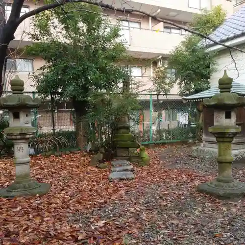 天祖神社の塔