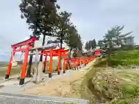 高屋敷稲荷神社の{uncategorized: "未分類", other: "その他", undefined: "問題あり", building: "その他建物", grave: "お墓", sacred_gate: "鳥居", guardian: "狛犬", statue: "像", buddha: "仏像", history: "歴史", nature: "自然", garden: "庭園", animal: "動物", pagoda: "塔", temizu: "手水舎", mountain_gate: "山門・神門", sanctuary: "本殿・本堂", subordinate: "末社・摂社", art: "芸術", scenery: "景色", jizo: "地蔵", ema: "絵馬", goshuin: "御朱印", omikuji: "おみくじ", items: "授与品その他", amulet: "お守り", goshuincho: "御朱印帳", eats: "食事", festival: "お祭り", votive_dance: "神楽", shichigosan: "七五三参", wedding: "結婚式", experience: "体験その他", initially: "初詣", around: "周辺", anti_infection: "感染症対策"}