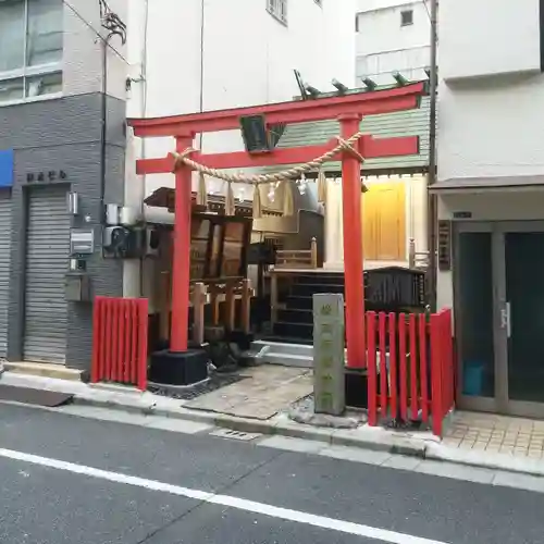 常盤稲荷神社の鳥居