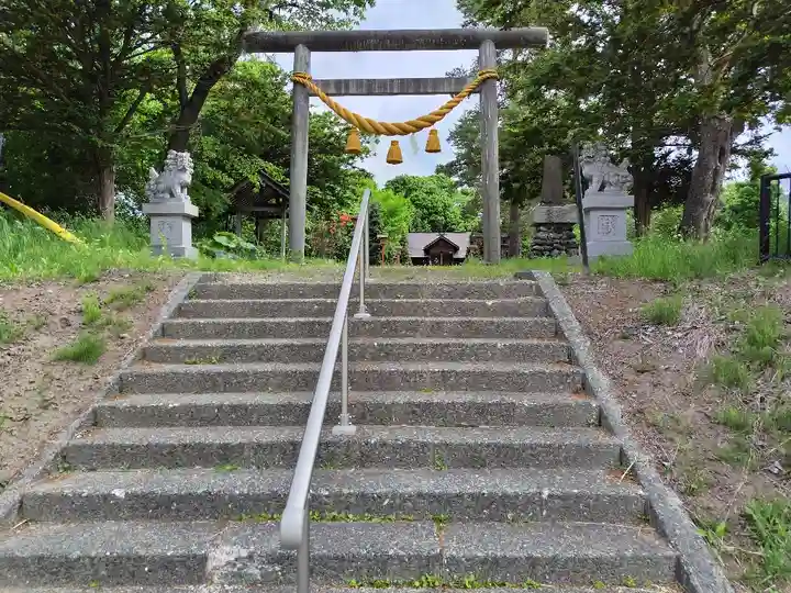 紅葉山神社(北海道)