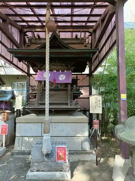 北澤八幡神社の{uncategorized: "未分類", other: "その他", undefined: "問題あり", building: "その他建物", grave: "お墓", sacred_gate: "鳥居", guardian: "狛犬", statue: "像", buddha: "仏像", history: "歴史", nature: "自然", garden: "庭園", animal: "動物", pagoda: "塔", temizu: "手水舎", mountain_gate: "山門・神門", sanctuary: "本殿・本堂", subordinate: "末社・摂社", art: "芸術", scenery: "景色", jizo: "地蔵", ema: "絵馬", goshuin: "御朱印", omikuji: "おみくじ", items: "授与品その他", amulet: "お守り", goshuincho: "御朱印帳", eats: "食事", festival: "お祭り", votive_dance: "神楽", shichigosan: "七五三参", wedding: "結婚式", experience: "体験その他", initially: "初詣", around: "周辺", anti_infection: "感染症対策"}