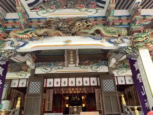 宝登山神社の芸術