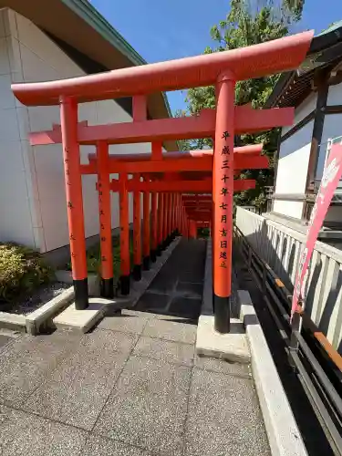 神鳥前川神社の{uncategorized: "未分類", other: "その他", undefined: "問題あり", building: "その他建物", grave: "お墓", sacred_gate: "鳥居", guardian: "狛犬", statue: "像", buddha: "仏像", history: "歴史", nature: "自然", garden: "庭園", animal: "動物", pagoda: "塔", temizu: "手水舎", mountain_gate: "山門・神門", sanctuary: "本殿・本堂", subordinate: "末社・摂社", art: "芸術", scenery: "景色", jizo: "地蔵", ema: "絵馬", goshuin: "御朱印", omikuji: "おみくじ", items: "授与品その他", amulet: "お守り", goshuincho: "御朱印帳", eats: "食事", festival: "お祭り", votive_dance: "神楽", shichigosan: "七五三参", wedding: "結婚式", experience: "体験その他", initially: "初詣", around: "周辺", anti_infection: "感染症対策"}