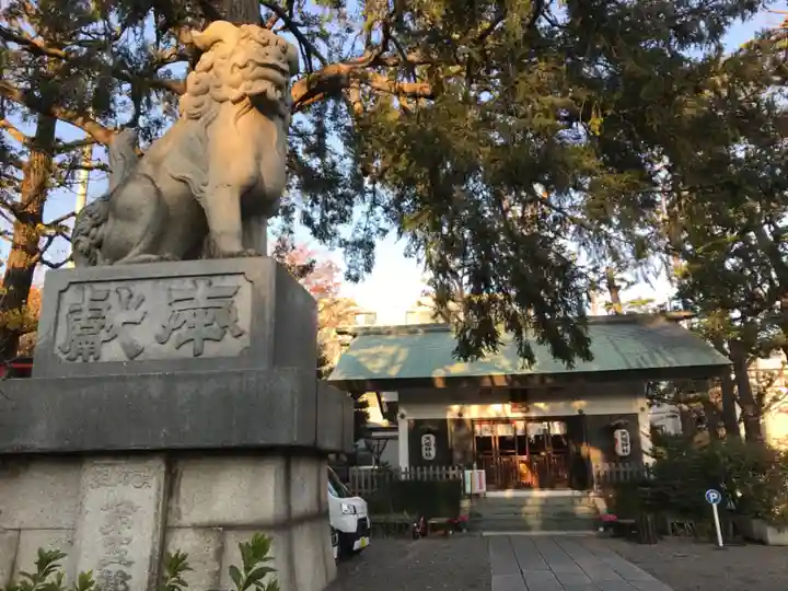 下神明天祖神社の狛犬