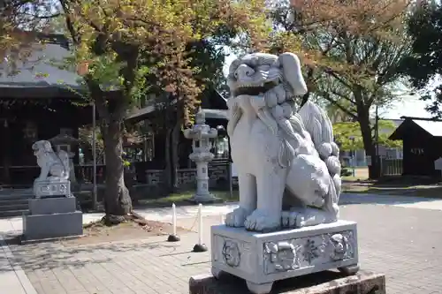 鳥海月山両所宮の狛犬