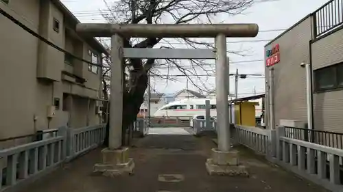 弥生神社の鳥居