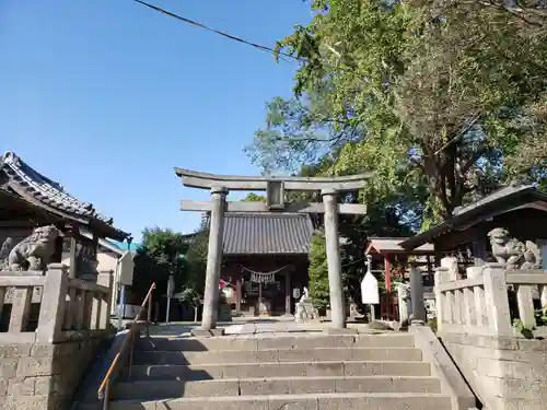 栗橋八坂神社の鳥居