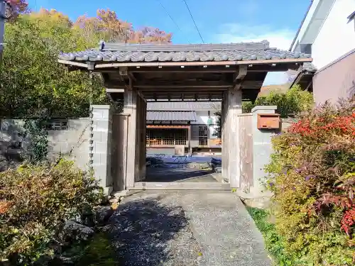 禅徳寺の山門