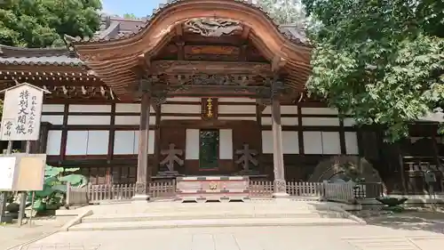 深大寺の本殿・本堂