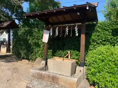 金攫八幡宮の手水舎