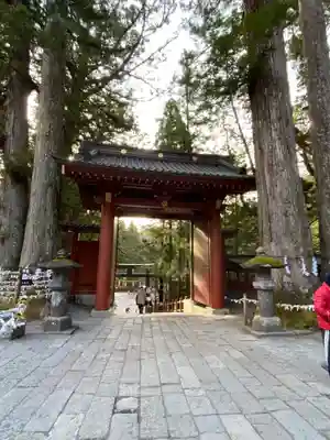 輪王寺の山門・神門