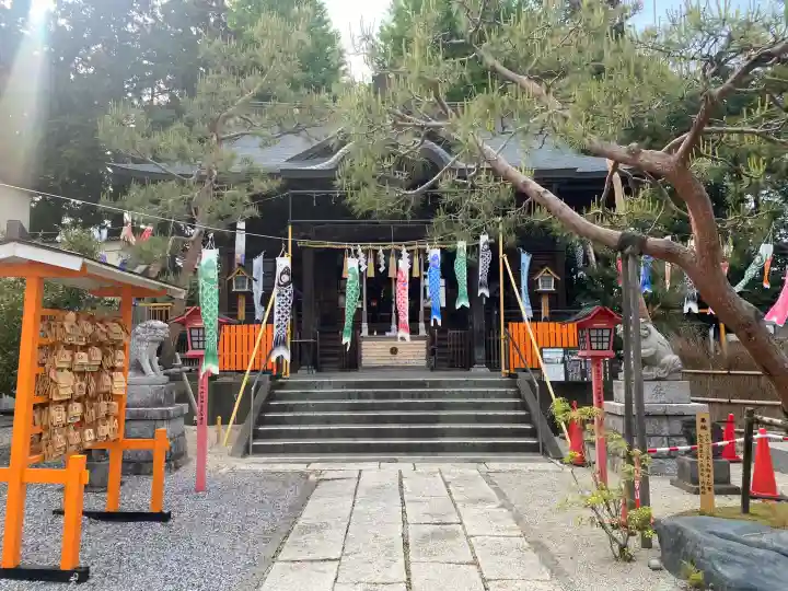 長良神社の{uncategorized: "未分類", other: "その他", undefined: "問題あり", building: "その他建物", grave: "お墓", sacred_gate: "鳥居", guardian: "狛犬", statue: "像", buddha: "仏像", history: "歴史", nature: "自然", garden: "庭園", animal: "動物", pagoda: "塔", temizu: "手水舎", mountain_gate: "山門・神門", sanctuary: "本殿・本堂", subordinate: "末社・摂社", art: "芸術", scenery: "景色", jizo: "地蔵", ema: "絵馬", goshuin: "御朱印", omikuji: "おみくじ", items: "授与品その他", amulet: "お守り", goshuincho: "御朱印帳", eats: "食事", festival: "お祭り", votive_dance: "神楽", shichigosan: "七五三参", wedding: "結婚式", experience: "体験その他", initially: "初詣", around: "周辺", anti_infection: "感染症対策"}