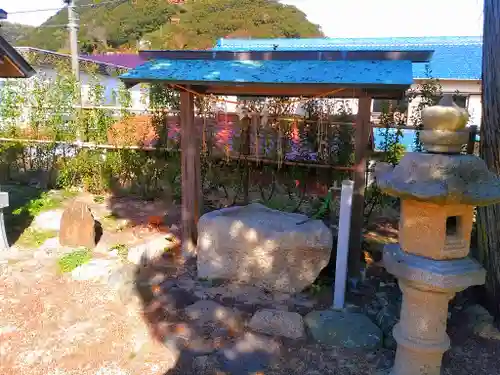 乃野神社の手水舎