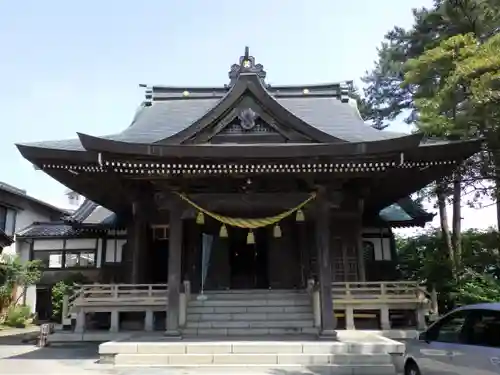 八幡宮の本殿