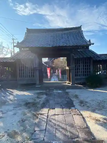 観音寺の山門