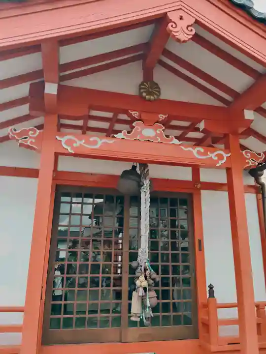金巻明神の{uncategorized: "未分類", other: "その他", undefined: "問題あり", building: "その他建物", grave: "お墓", sacred_gate: "鳥居", guardian: "狛犬", statue: "像", buddha: "仏像", history: "歴史", nature: "自然", garden: "庭園", animal: "動物", pagoda: "塔", temizu: "手水舎", mountain_gate: "山門・神門", sanctuary: "本殿・本堂", subordinate: "末社・摂社", art: "芸術", scenery: "景色", jizo: "地蔵", ema: "絵馬", goshuin: "御朱印", omikuji: "おみくじ", items: "授与品その他", amulet: "お守り", goshuincho: "御朱印帳", eats: "食事", festival: "お祭り", votive_dance: "神楽", shichigosan: "七五三参", wedding: "結婚式", experience: "体験その他", initially: "初詣", around: "周辺", anti_infection: "感染症対策"}
