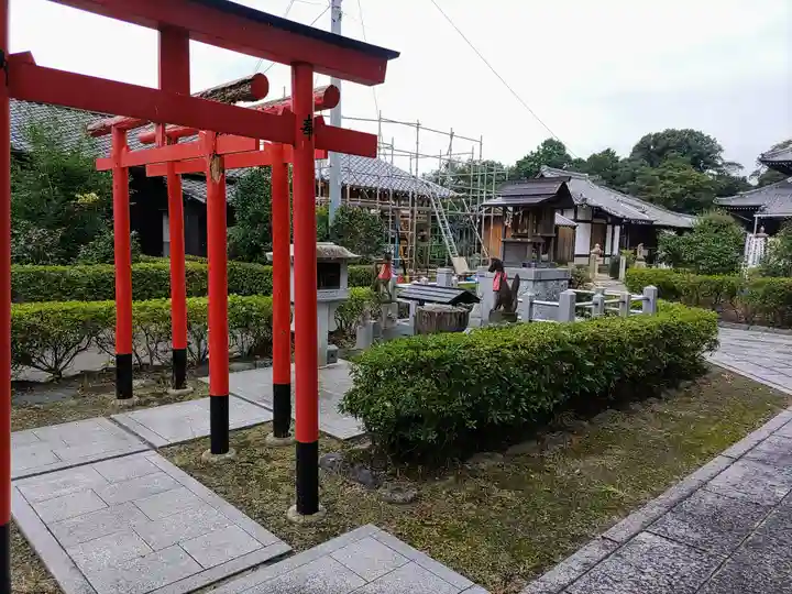 蓮華寺の末社・摂社