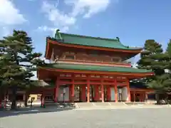 平安神宮の山門