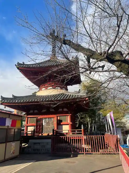 喜多院の{uncategorized: "未分類", other: "その他", undefined: "問題あり", building: "その他建物", grave: "お墓", sacred_gate: "鳥居", guardian: "狛犬", statue: "像", buddha: "仏像", history: "歴史", nature: "自然", garden: "庭園", animal: "動物", pagoda: "塔", temizu: "手水舎", mountain_gate: "山門・神門", sanctuary: "本殿・本堂", subordinate: "末社・摂社", art: "芸術", scenery: "景色", jizo: "地蔵", ema: "絵馬", goshuin: "御朱印", omikuji: "おみくじ", items: "授与品その他", amulet: "お守り", goshuincho: "御朱印帳", eats: "食事", festival: "お祭り", votive_dance: "神楽", shichigosan: "七五三参", wedding: "結婚式", experience: "体験その他", initially: "初詣", around: "周辺", anti_infection: "感染症対策"}