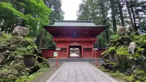 富士山東口本宮 冨士浅間神社の山門・神門