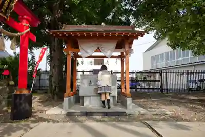 於菊稲荷神社の手水舎