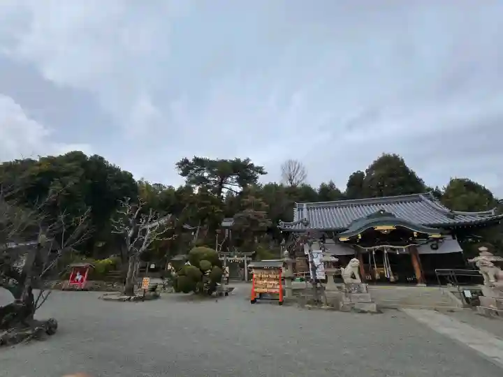 春日神社の{uncategorized: "未分類", other: "その他", undefined: "問題あり", building: "その他建物", grave: "お墓", sacred_gate: "鳥居", guardian: "狛犬", statue: "像", buddha: "仏像", history: "歴史", nature: "自然", garden: "庭園", animal: "動物", pagoda: "塔", temizu: "手水舎", mountain_gate: "山門・神門", sanctuary: "本殿・本堂", subordinate: "末社・摂社", art: "芸術", scenery: "景色", jizo: "地蔵", ema: "絵馬", goshuin: "御朱印", omikuji: "おみくじ", items: "授与品その他", amulet: "お守り", goshuincho: "御朱印帳", eats: "食事", festival: "お祭り", votive_dance: "神楽", shichigosan: "七五三参", wedding: "結婚式", experience: "体験その他", initially: "初詣", around: "周辺", anti_infection: "感染症対策"}