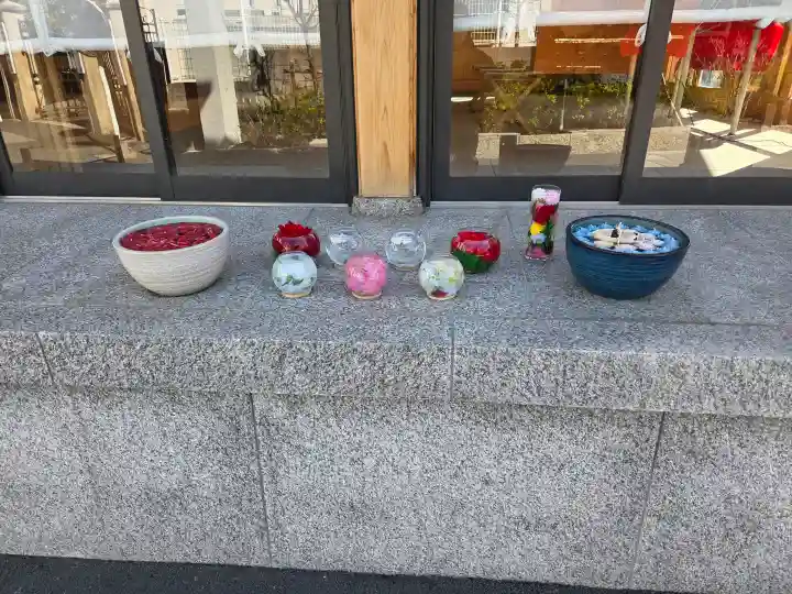 駒込妙義神社の{uncategorized: "未分類", other: "その他", undefined: "問題あり", building: "その他建物", grave: "お墓", sacred_gate: "鳥居", guardian: "狛犬", statue: "像", buddha: "仏像", history: "歴史", nature: "自然", garden: "庭園", animal: "動物", pagoda: "塔", temizu: "手水舎", mountain_gate: "山門・神門", sanctuary: "本殿・本堂", subordinate: "末社・摂社", art: "芸術", scenery: "景色", jizo: "地蔵", ema: "絵馬", goshuin: "御朱印", omikuji: "おみくじ", items: "授与品その他", amulet: "お守り", goshuincho: "御朱印帳", eats: "食事", festival: "お祭り", votive_dance: "神楽", shichigosan: "七五三参", wedding: "結婚式", experience: "体験その他", initially: "初詣", around: "周辺", anti_infection: "感染症対策"}