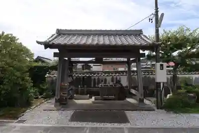 東林寺の手水舎