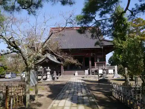 滑河山龍正院の本殿・本堂