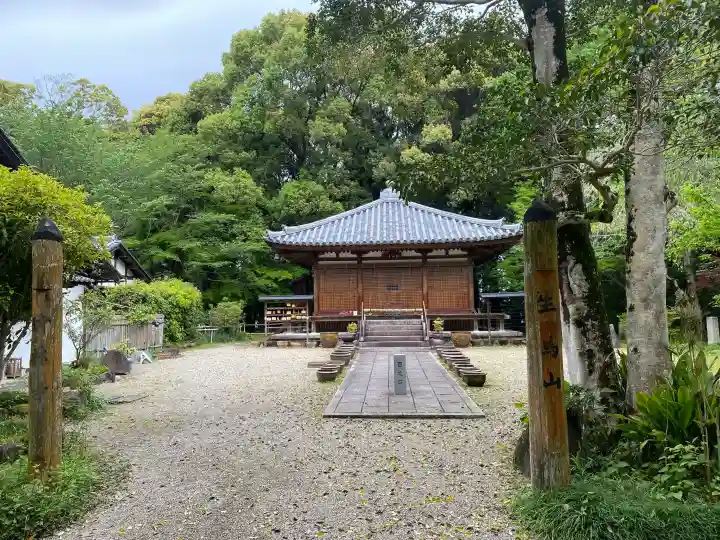 竹林寺の{uncategorized: "未分類", other: "その他", undefined: "問題あり", building: "その他建物", grave: "お墓", sacred_gate: "鳥居", guardian: "狛犬", statue: "像", buddha: "仏像", history: "歴史", nature: "自然", garden: "庭園", animal: "動物", pagoda: "塔", temizu: "手水舎", mountain_gate: "山門・神門", sanctuary: "本殿・本堂", subordinate: "末社・摂社", art: "芸術", scenery: "景色", jizo: "地蔵", ema: "絵馬", goshuin: "御朱印", omikuji: "おみくじ", items: "授与品その他", amulet: "お守り", goshuincho: "御朱印帳", eats: "食事", festival: "お祭り", votive_dance: "神楽", shichigosan: "七五三参", wedding: "結婚式", experience: "体験その他", initially: "初詣", around: "周辺", anti_infection: "感染症対策"}