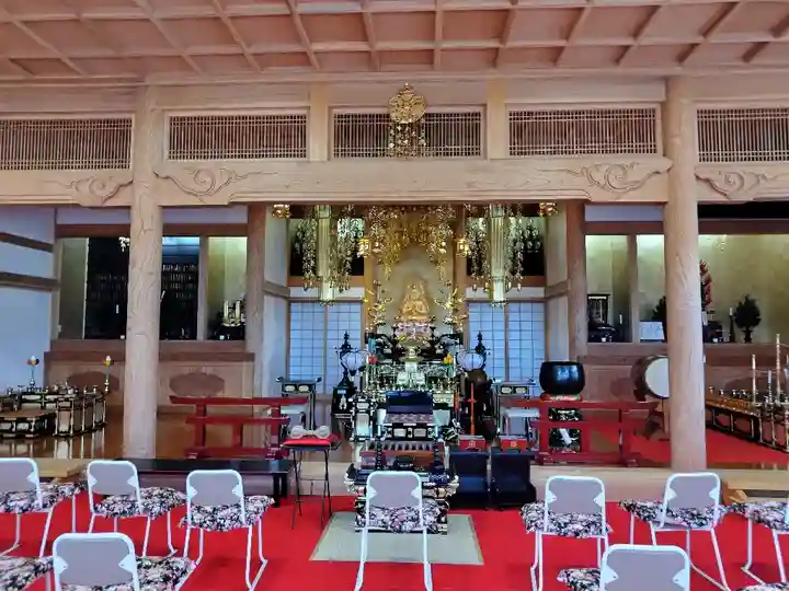 真隆寺の本殿・本堂