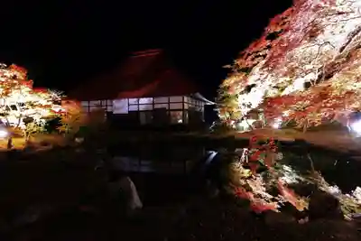 真照寺の本殿・本堂
