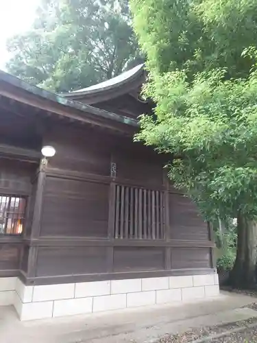 六所神社の本殿